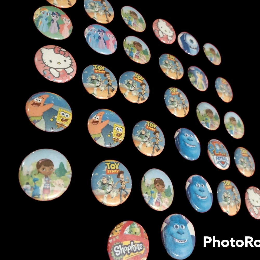 Thirty-two Cartoon Themed One Inch Buttons - Picture 3 of 10